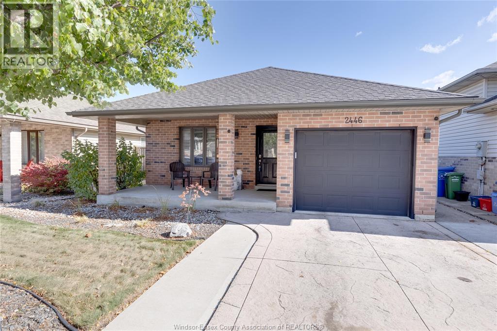 2446 Gatwick Avenue, Windsor, ON, N8P1Y7