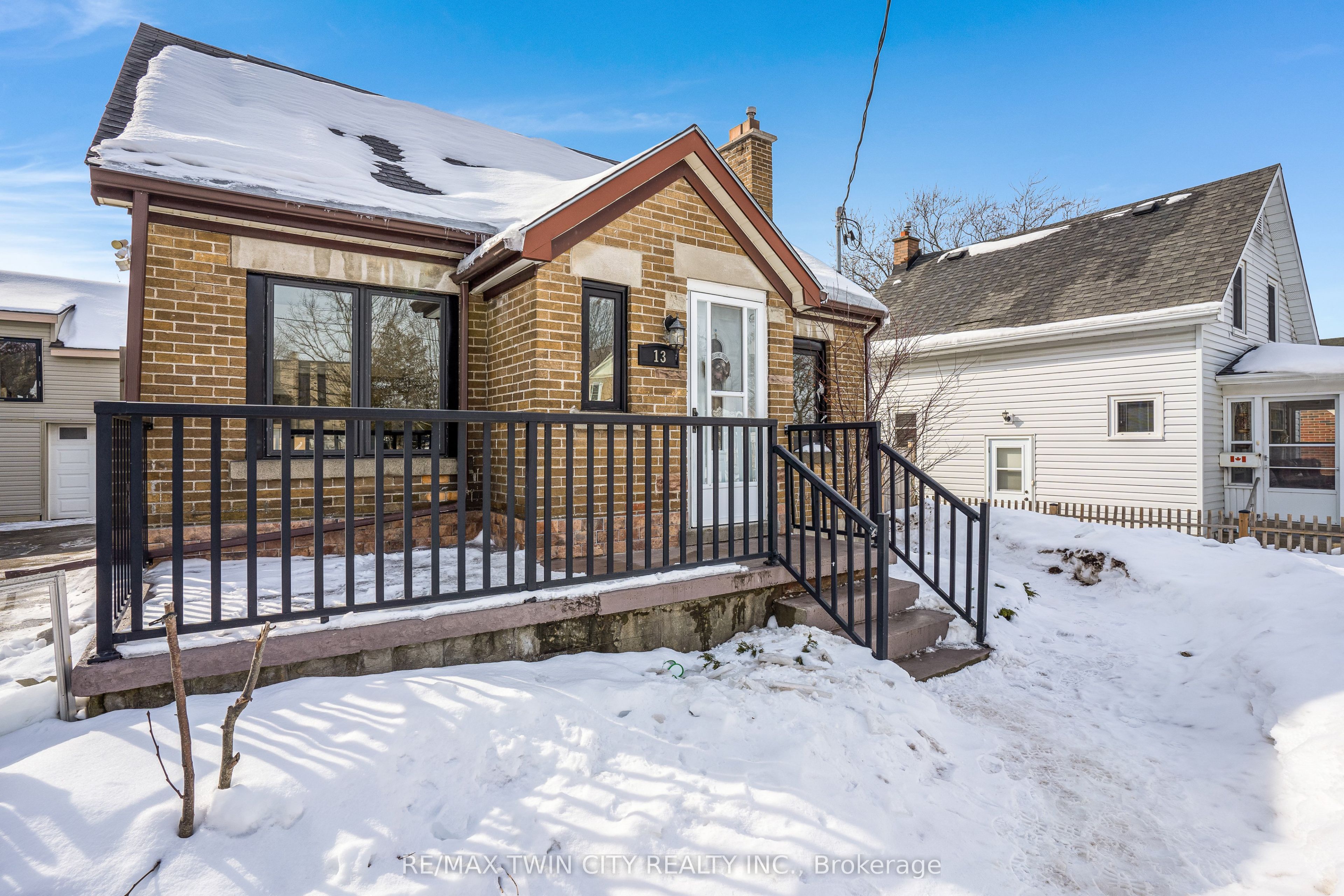 Additional image 2 of 13 Devitt Avenue N, Waterloo, ON, N2J 3E7