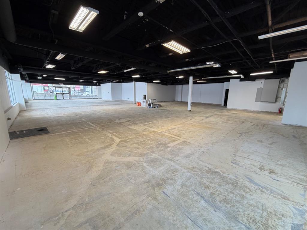 Additional image 2 of D200-9737 Macleod Trail SW, Calgary, AB, T2J 0P6