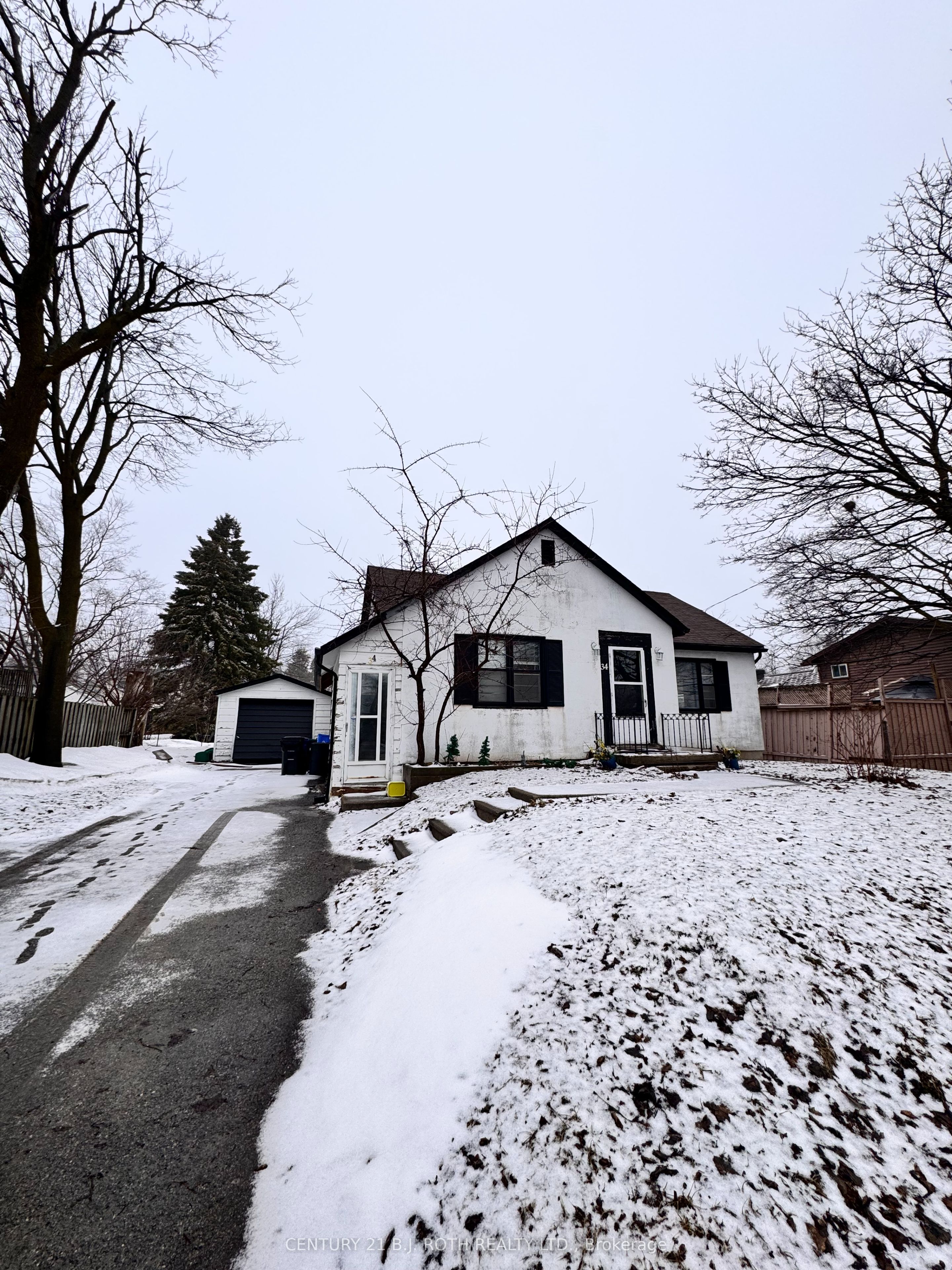 34 Cundles Road E, Barrie, ON, L4M 2Z5 photo 2