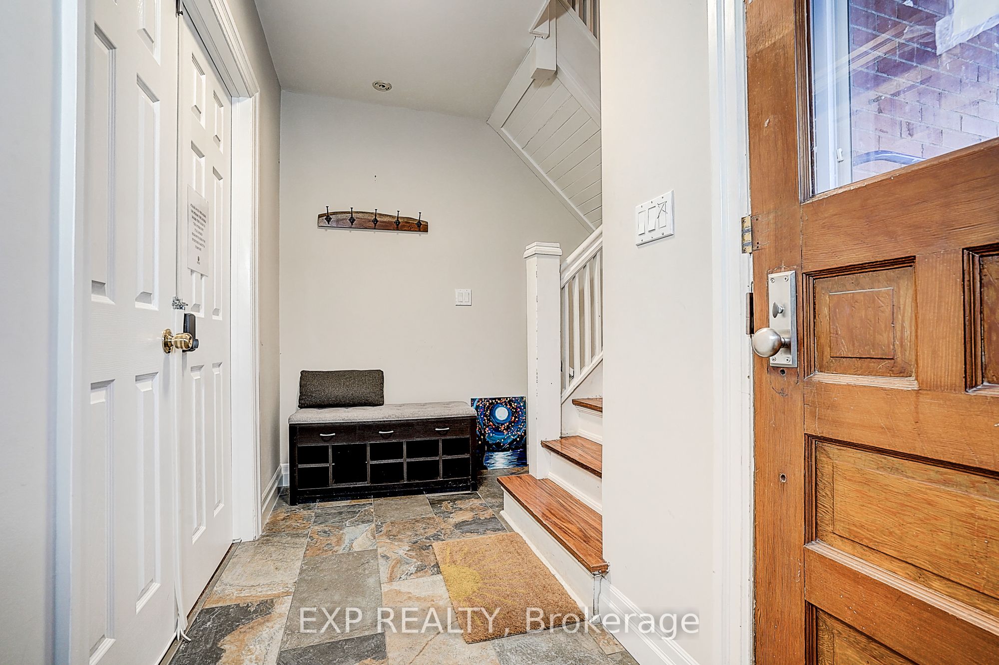 Additional image 2 of 12 Vincent Street, Newmarket, ON, L3Y 4G2