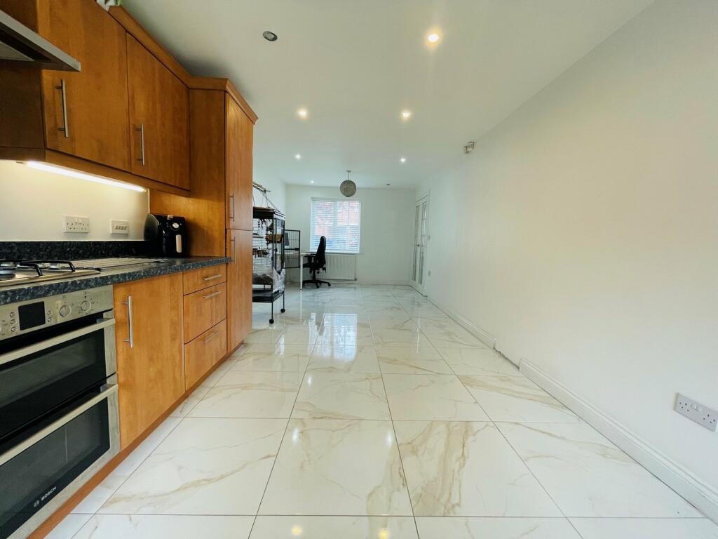 Additional image 10 of York Crescent, West Bromwich, B70