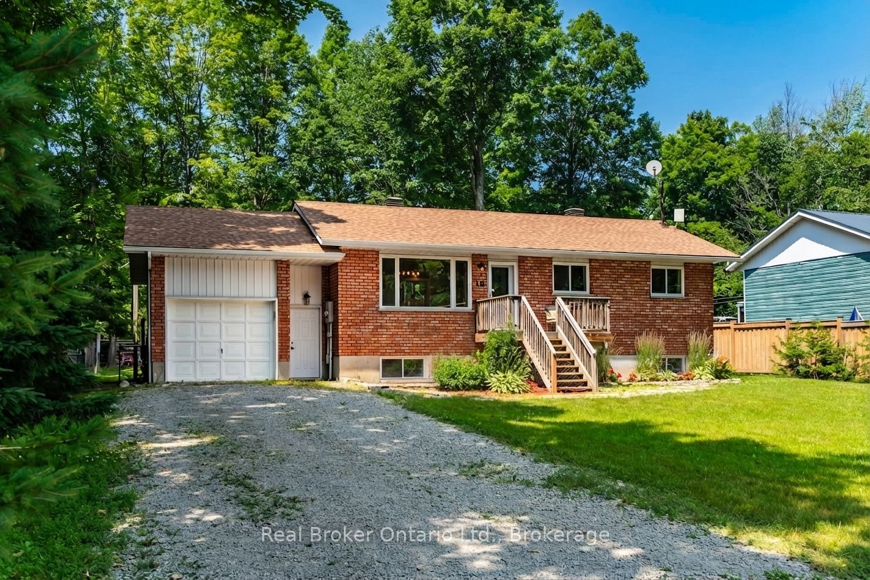 16 Mundy Avenue, Tiny, ON, L9M 0B5