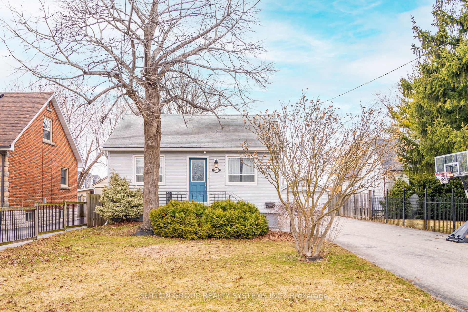 2399 Glenwood School Drive, Burlington, ON, L7R 3R9