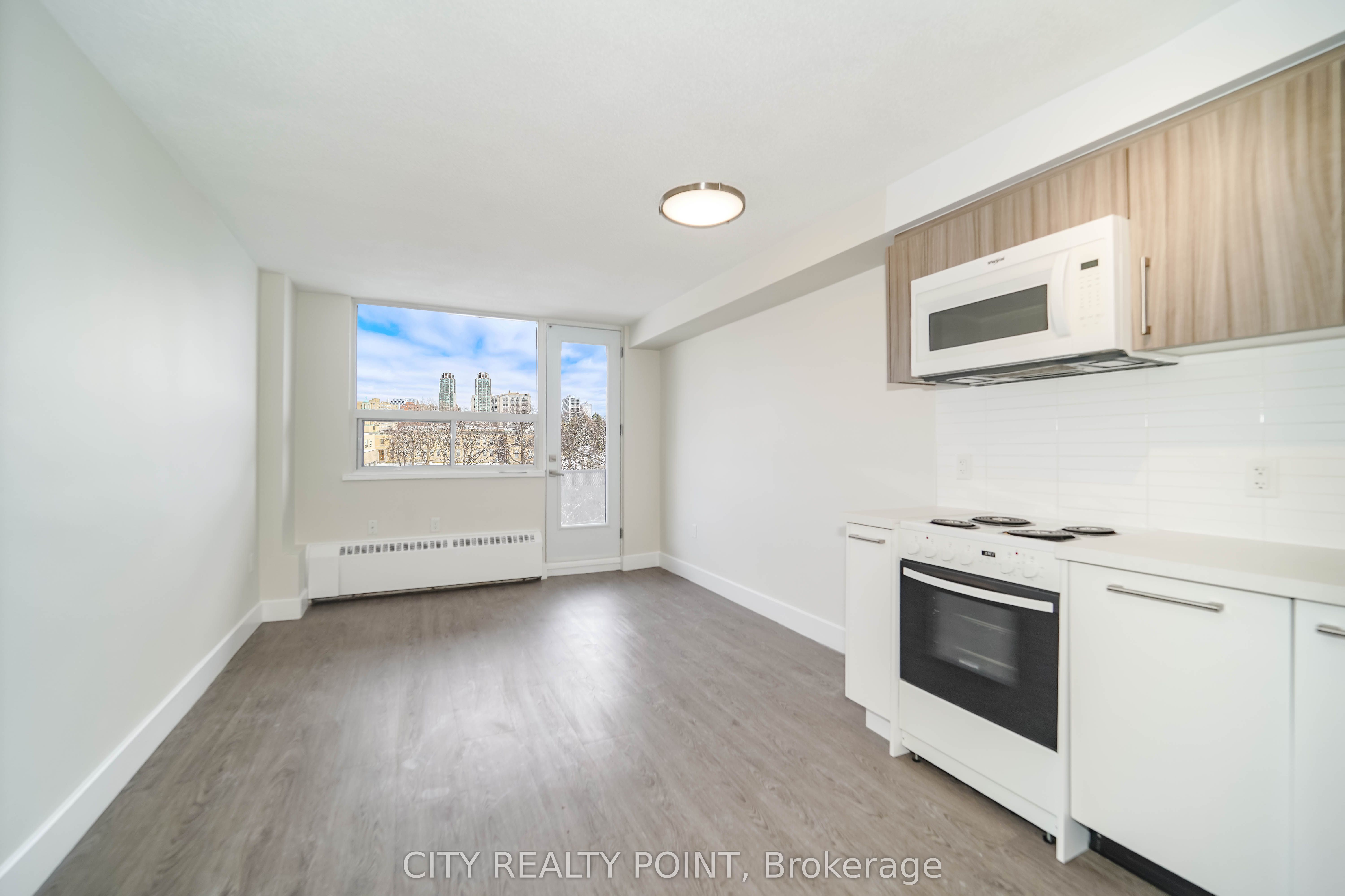 Additional image 3 of 207-1500 Bathurst Street, Toronto, ON, M5P 3L3