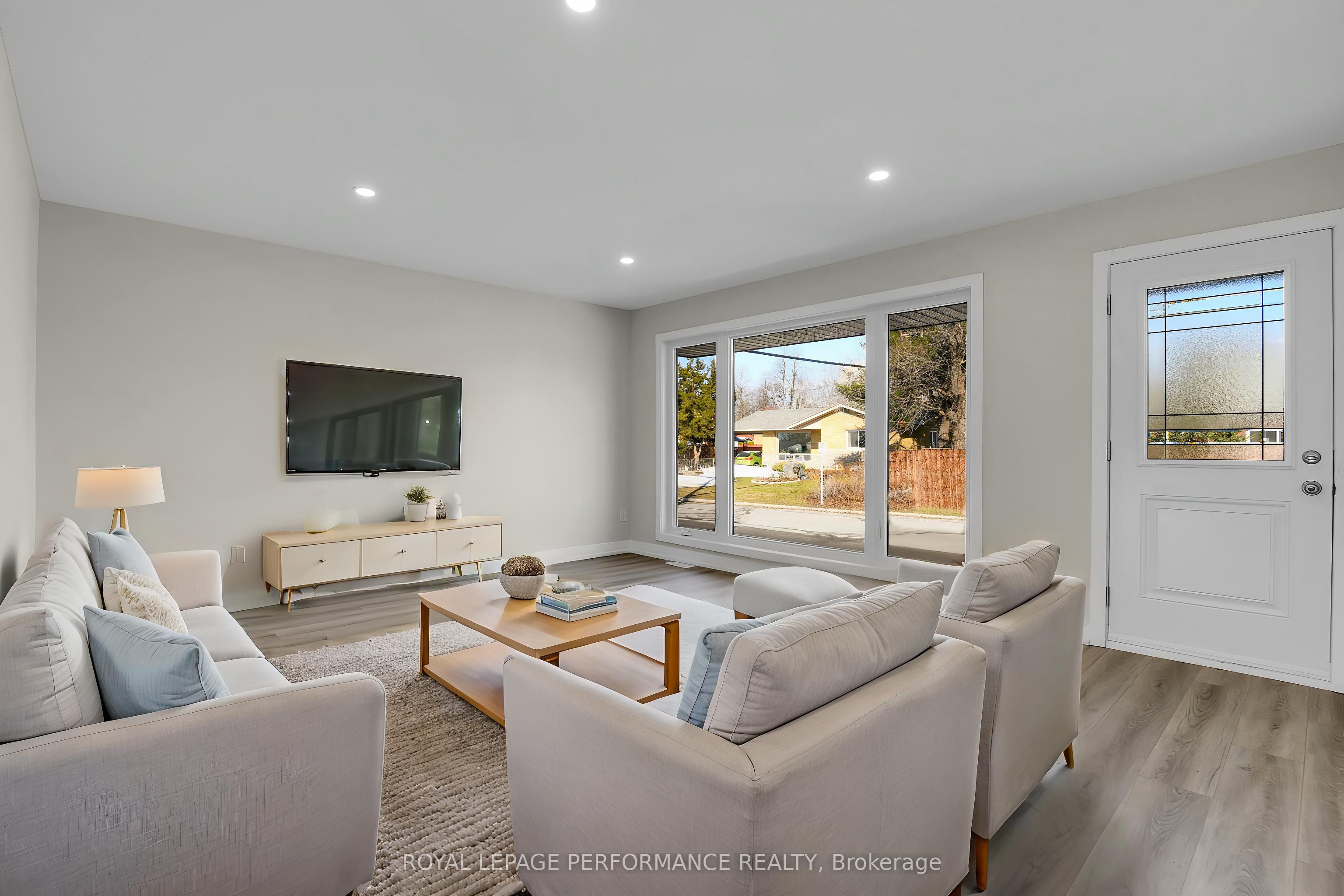 Additional image 5 of 624 Clarke Avenue, Ottawa, ON, K1K 0Y7