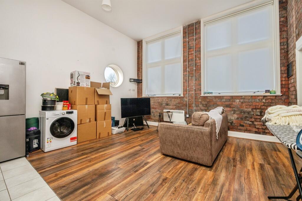 Additional image 29 of Crocketts Lane, Smethwick