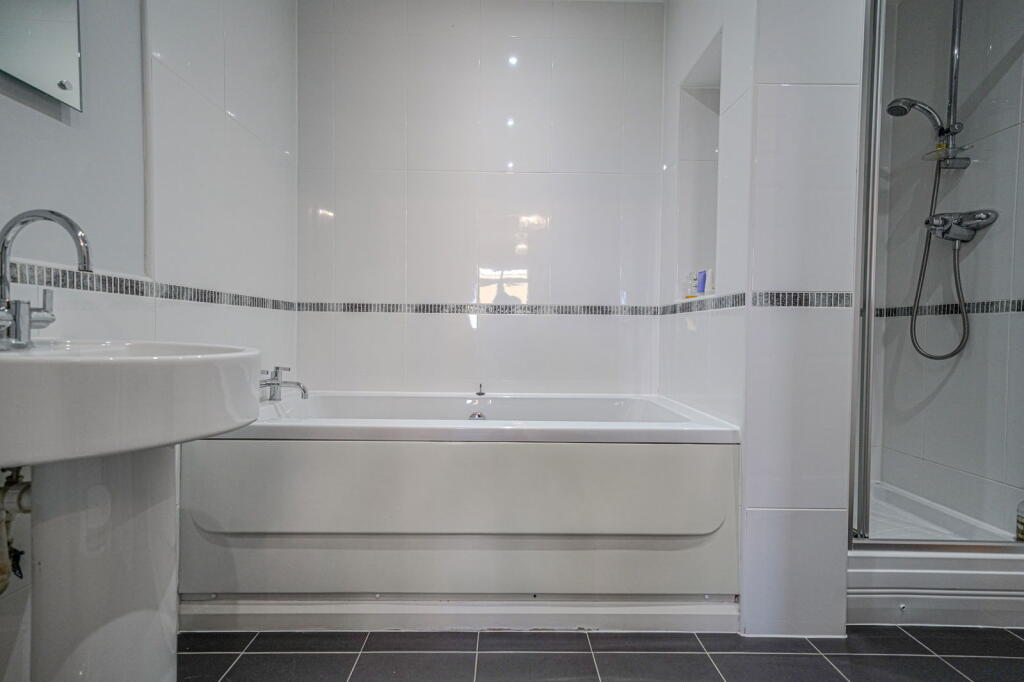Additional image 15 of Waters Edge, Dickens Heath, Solihull, B90 1UE