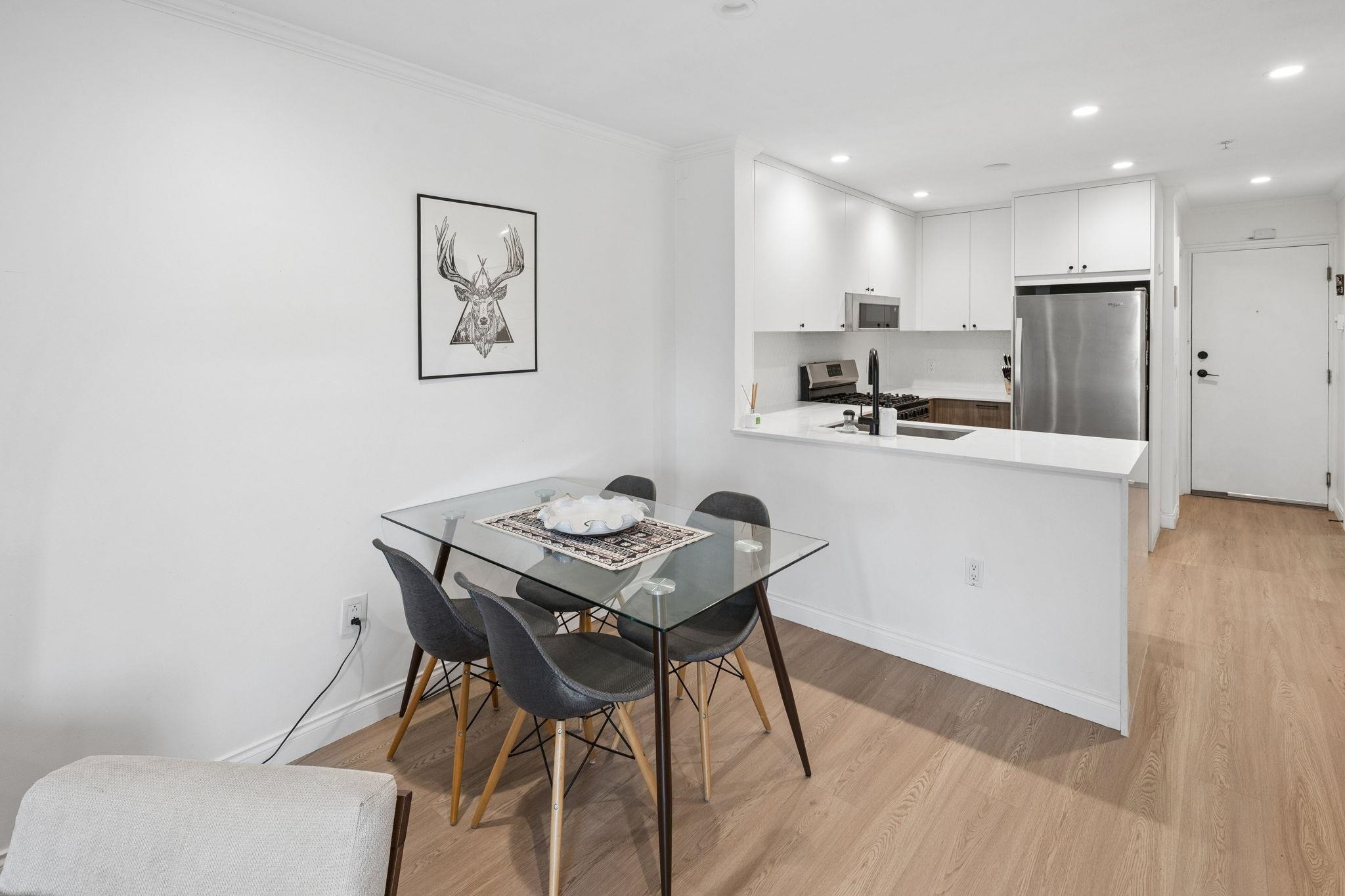 Additional image 6 of 305-688 16th Avenue E, Vancouver, BC, V5T 2V4