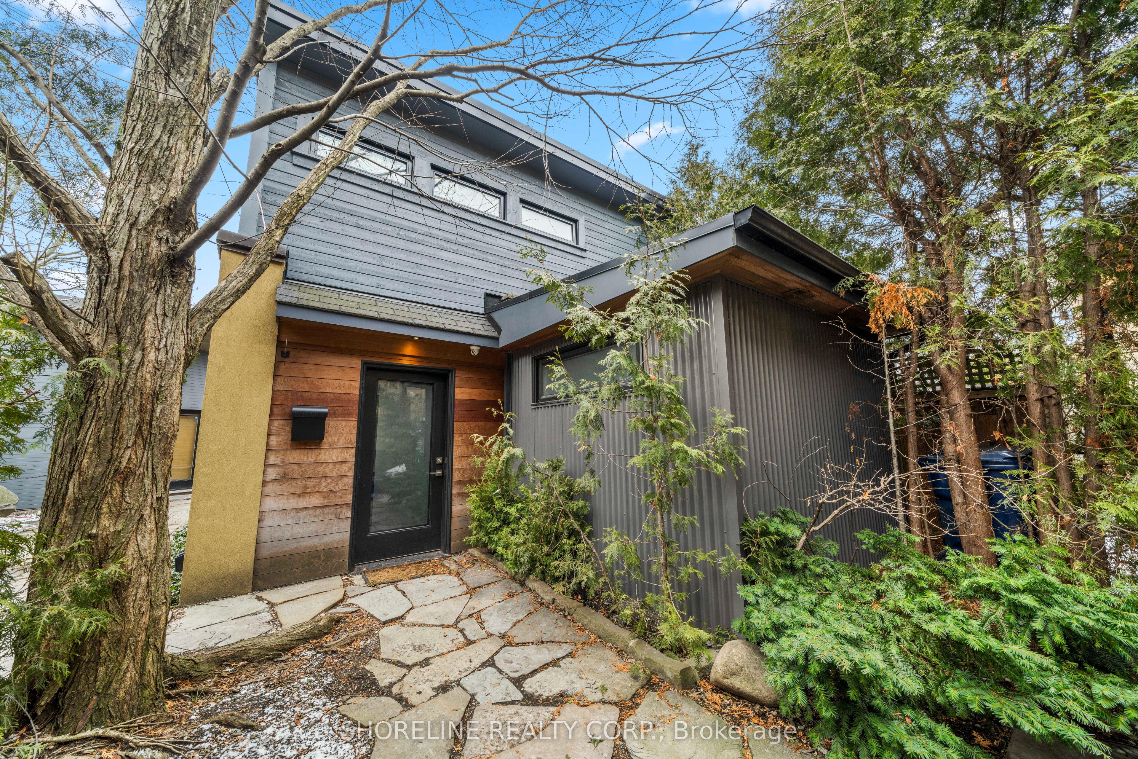 Coach House-162 Rusholme Road, Toronto, ON, M6H 2Y7