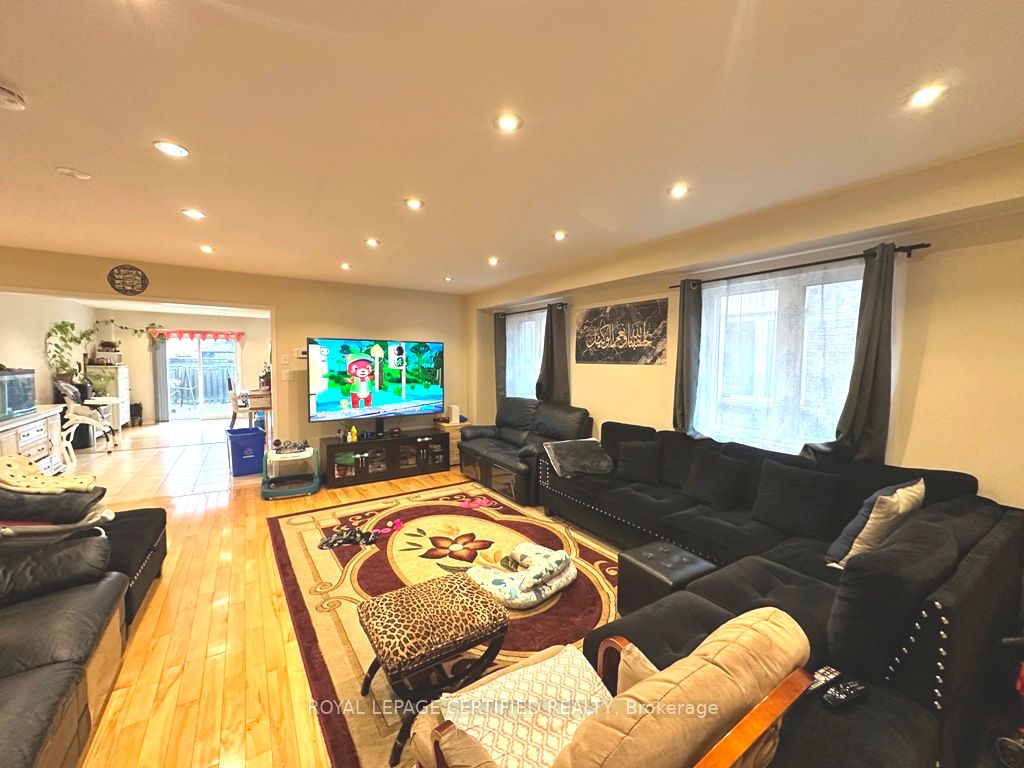 Additional image 3 of 3271 Flagstone Drive, Mississauga, ON, L5M 7T8