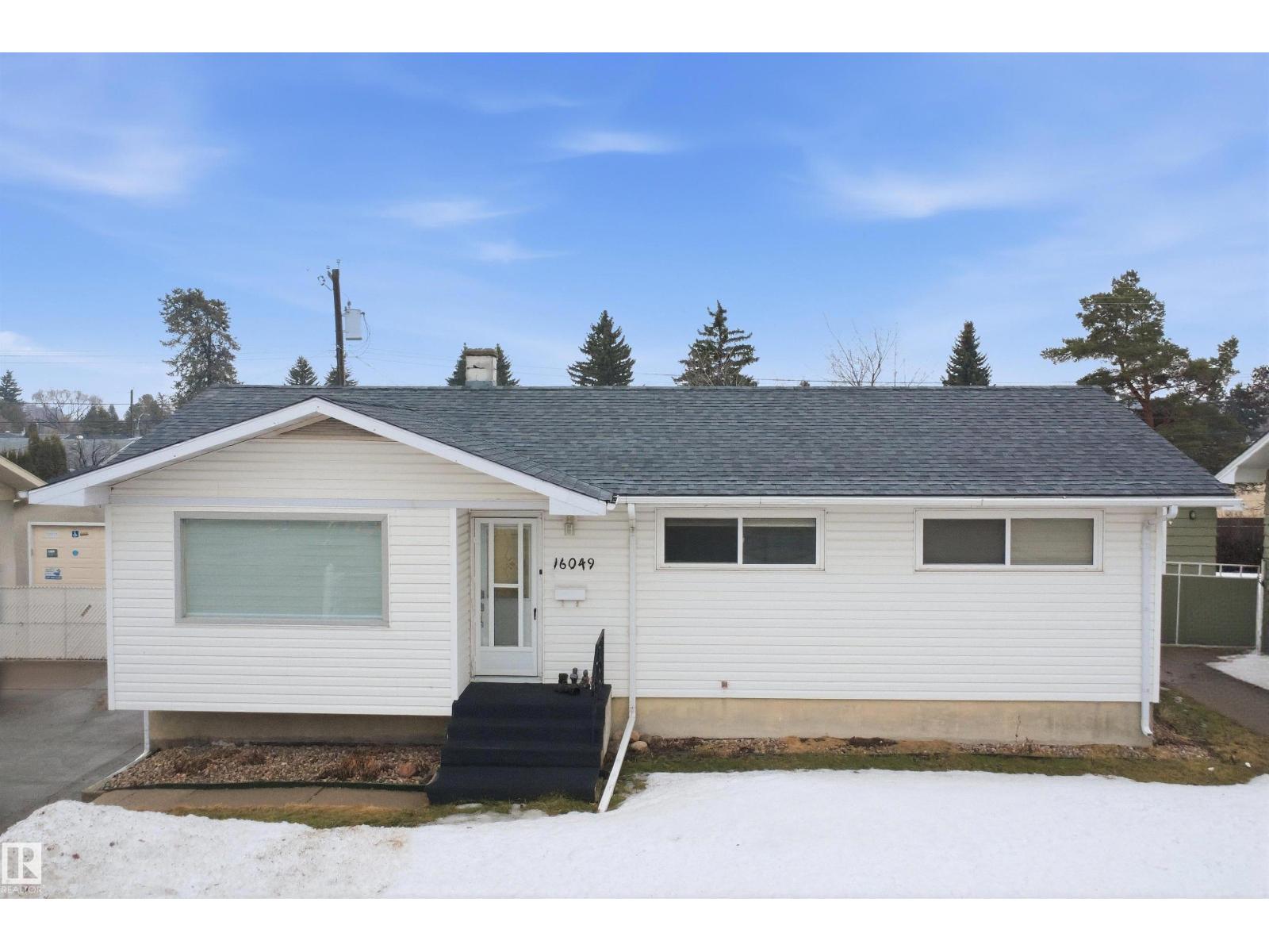 16049 95 Avenue NW, Edmonton, AB, T5P0A8