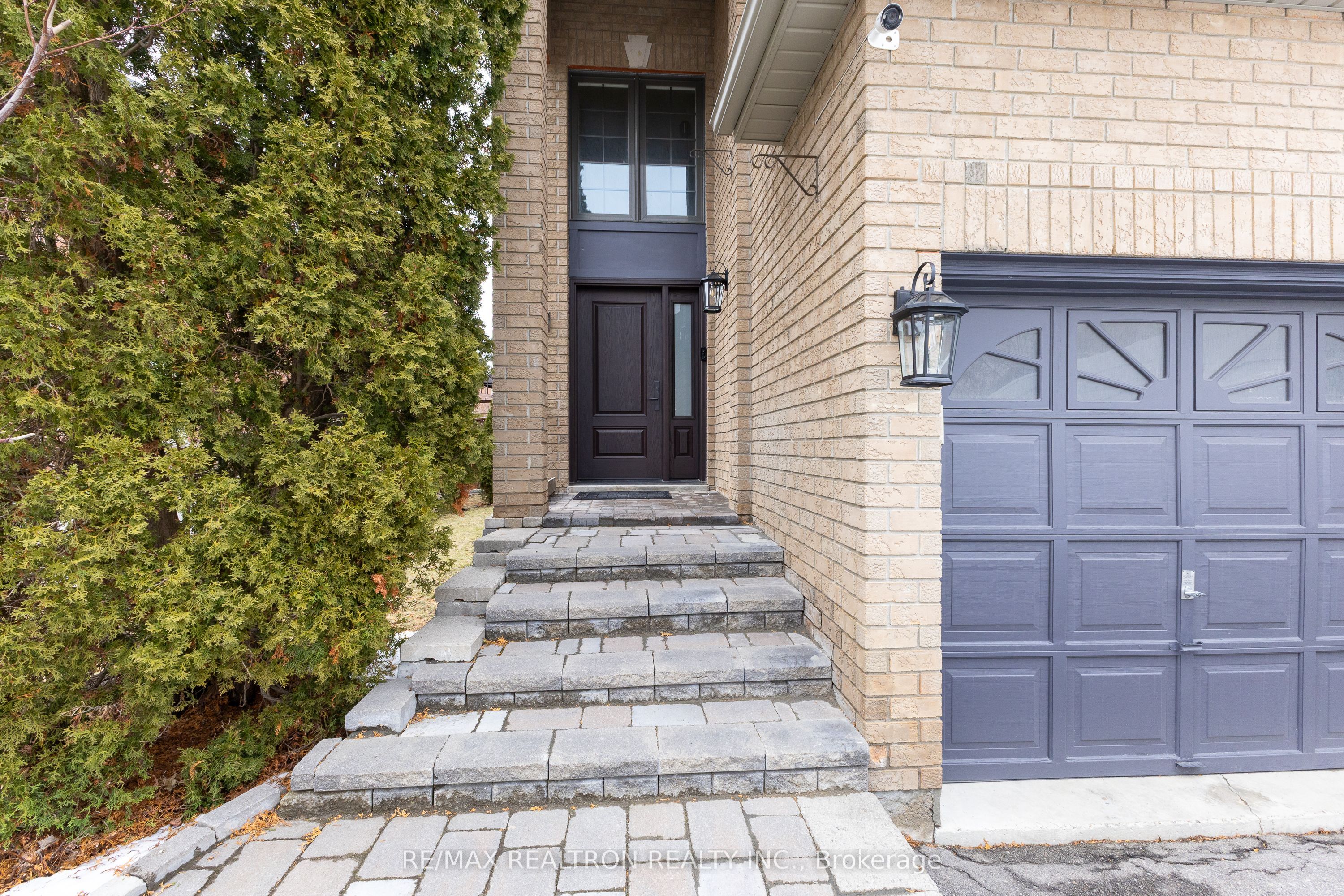 Additional image 2 of 42 Linda Margaret Crescent, Richmond Hill, ON, L4S 2B6
