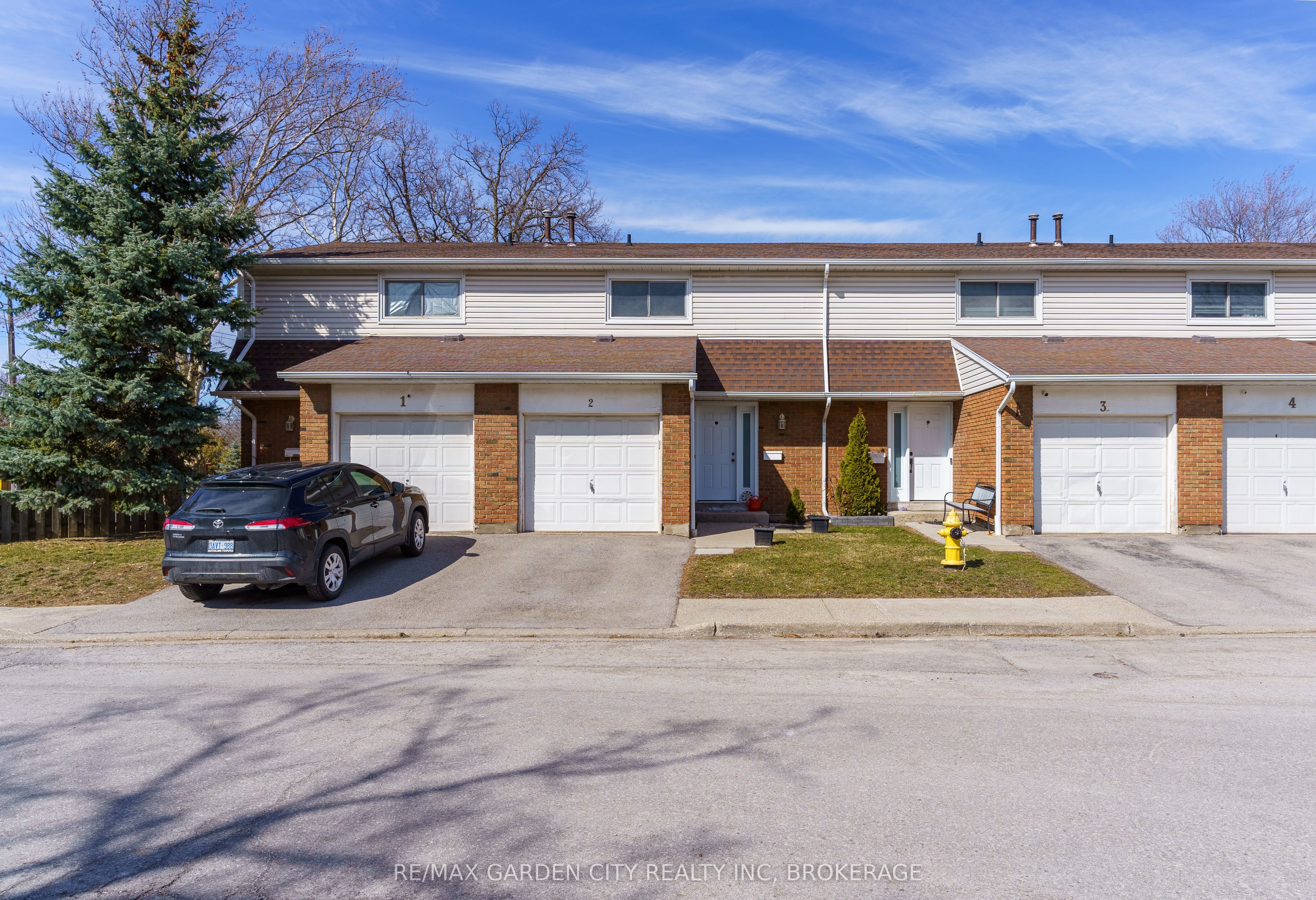 2-286 Cushman Road, St. Catharines, ON, L2M 6Z2