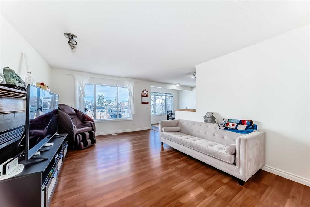 Additional image 4 of 193 Covewood Green NE, Calgary, AB, T3K 5G6