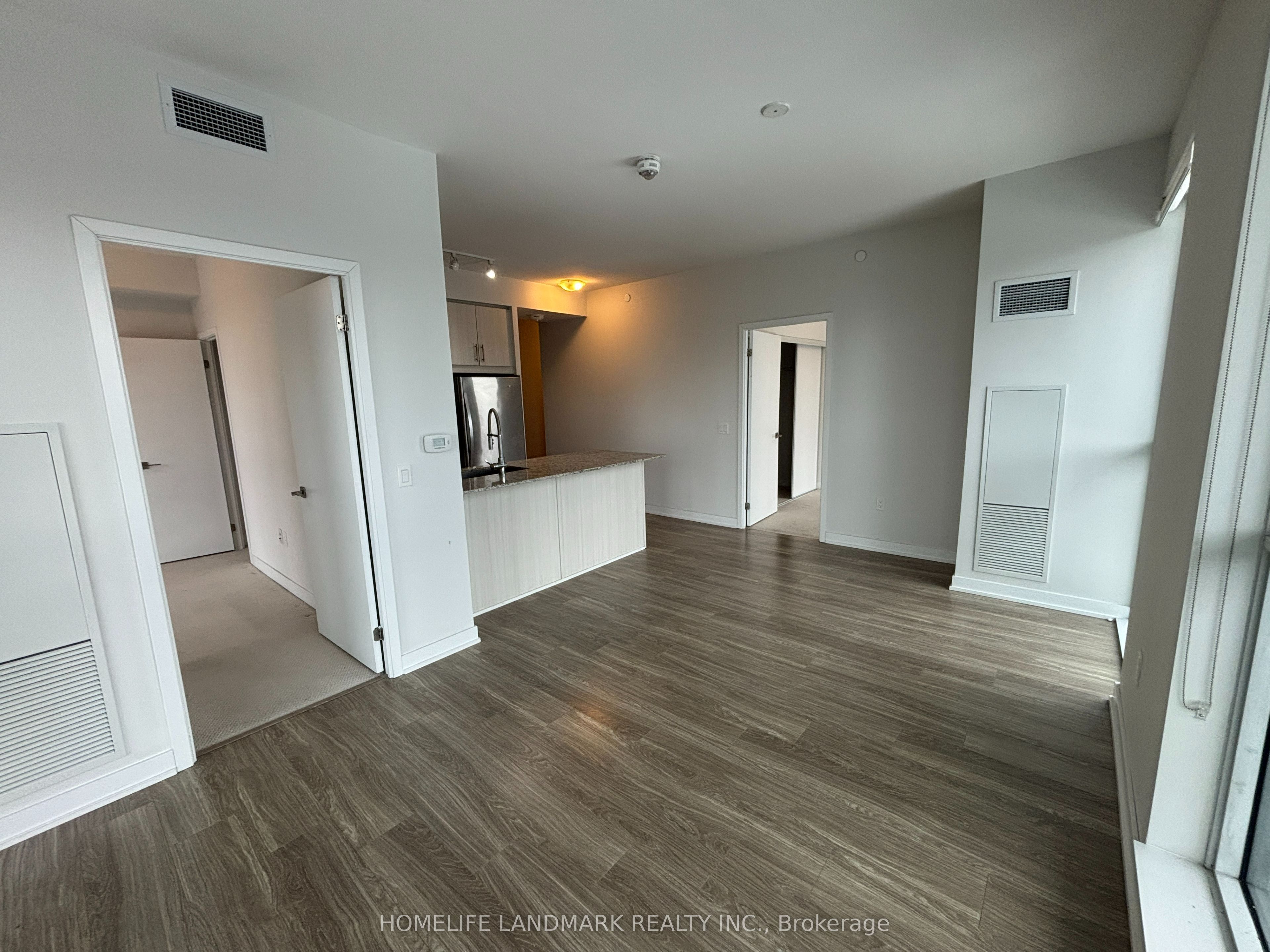 Additional image 6 of 1904-4085 Parkside Village Drive, Mississauga, ON, L5B 0K9