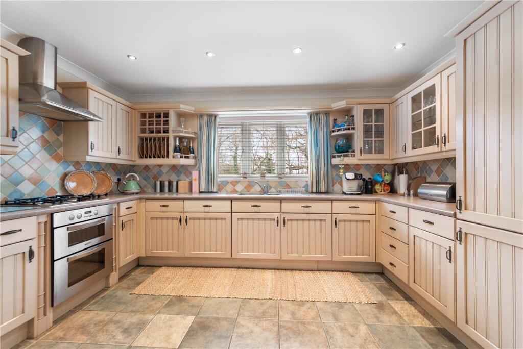 Additional image 8 of Kenneth Vincent Close, Redditch, Worcestershire, B97