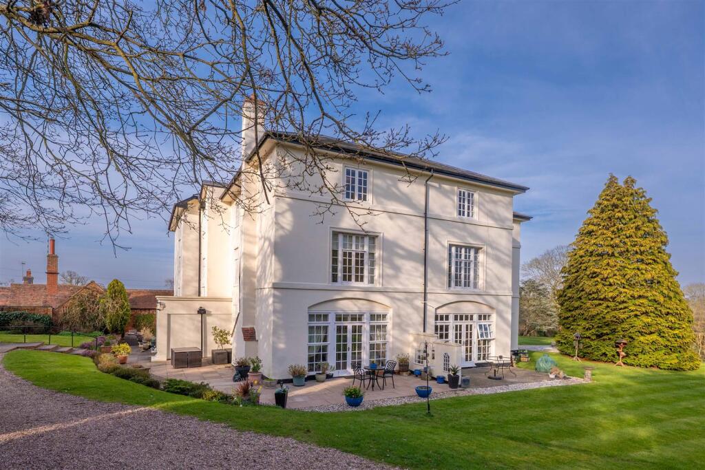 Additional image 13 of Birmingham Road, Henley-In-Arden