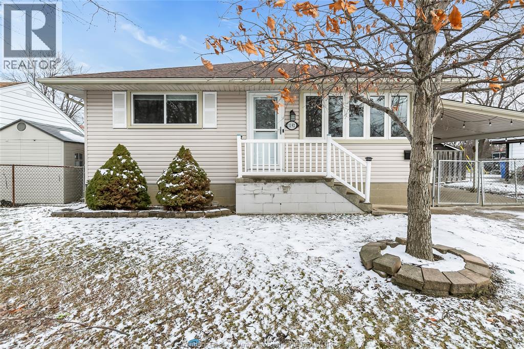 1192 Reedmere , Windsor, ON, N8S2M3