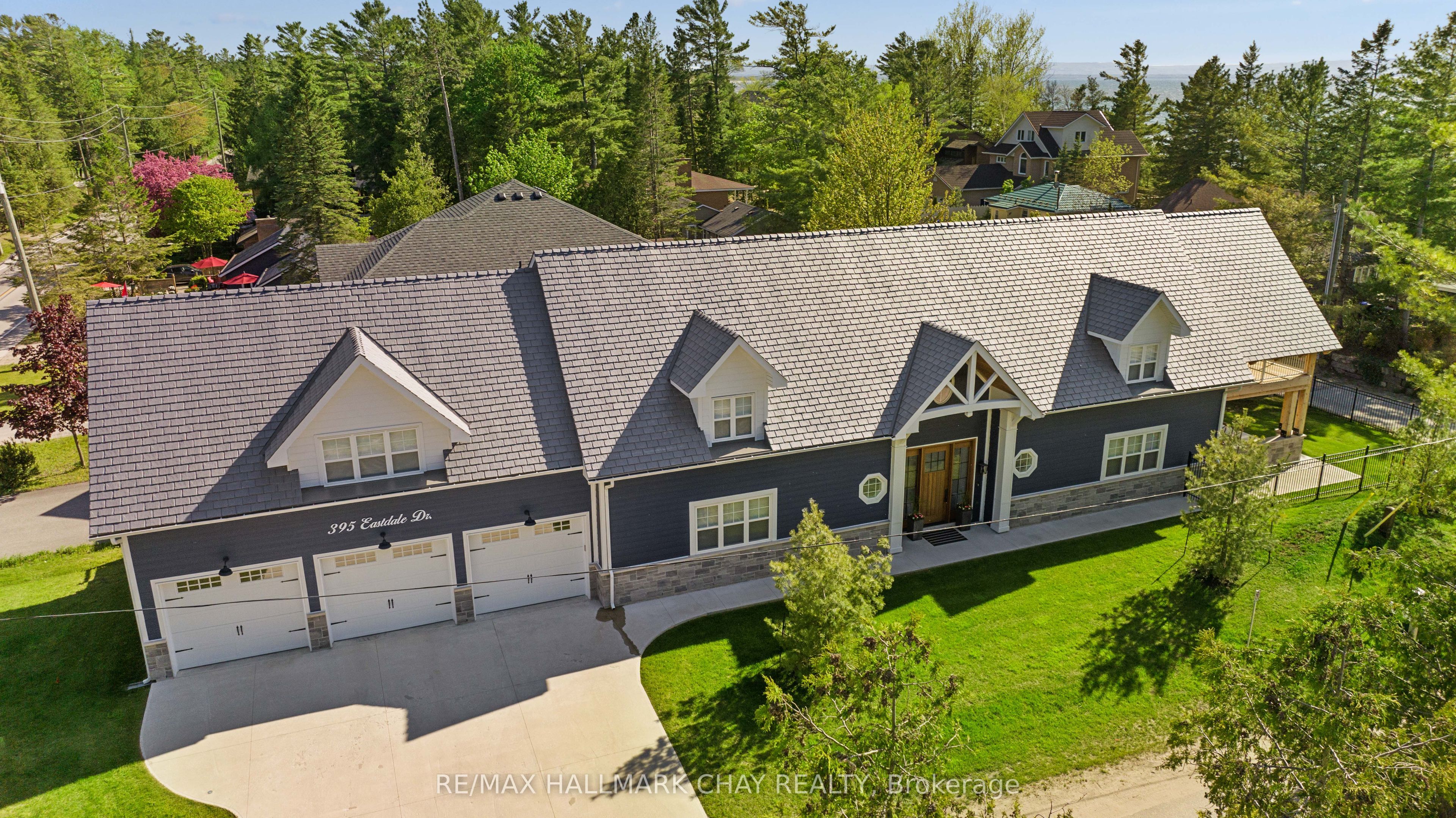 395 Eastdale Drive, Wasaga Beach, ON, L9Z 2P4