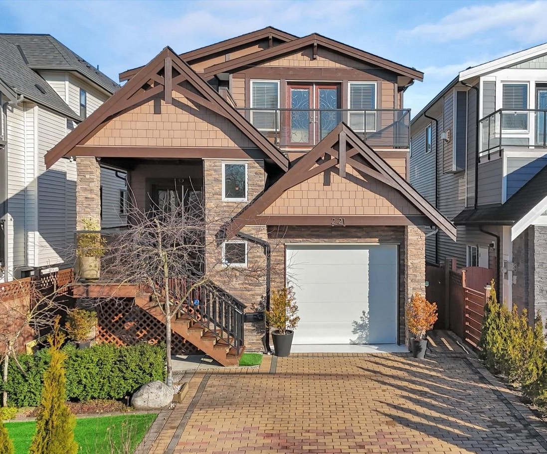 221 Campbell Street, New Westminster, BC, V3M 5K8