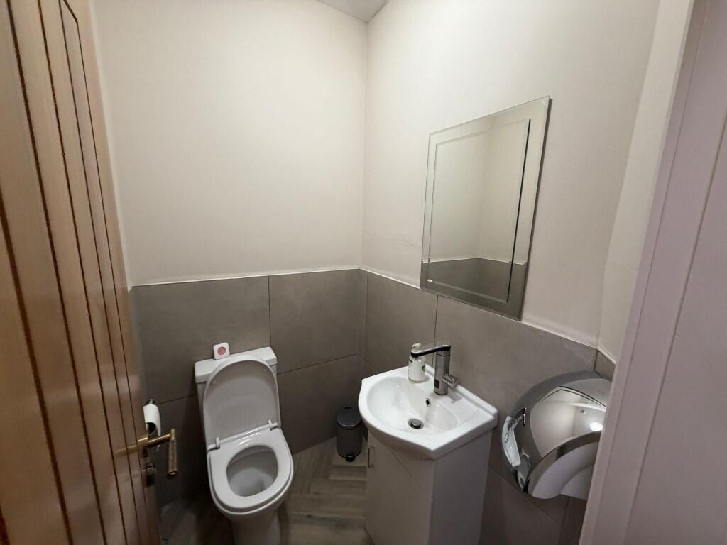 High Street, Smethwick, West Midlands, B66 photo 5