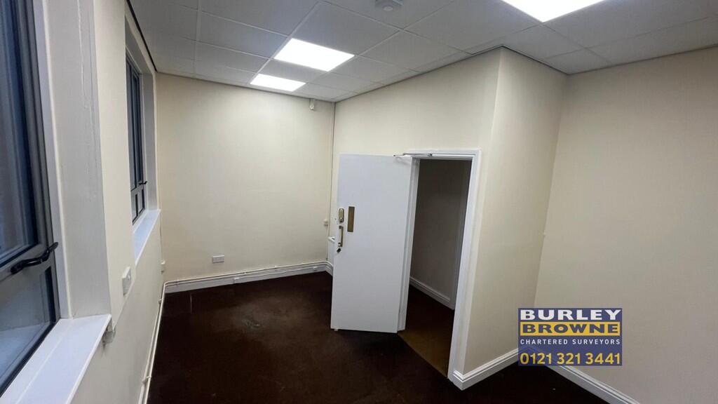 Unit 1-2, 17 Reddicap Trading Estate, Sutton Coldfield, West Midlands, B75 7BU photo 5