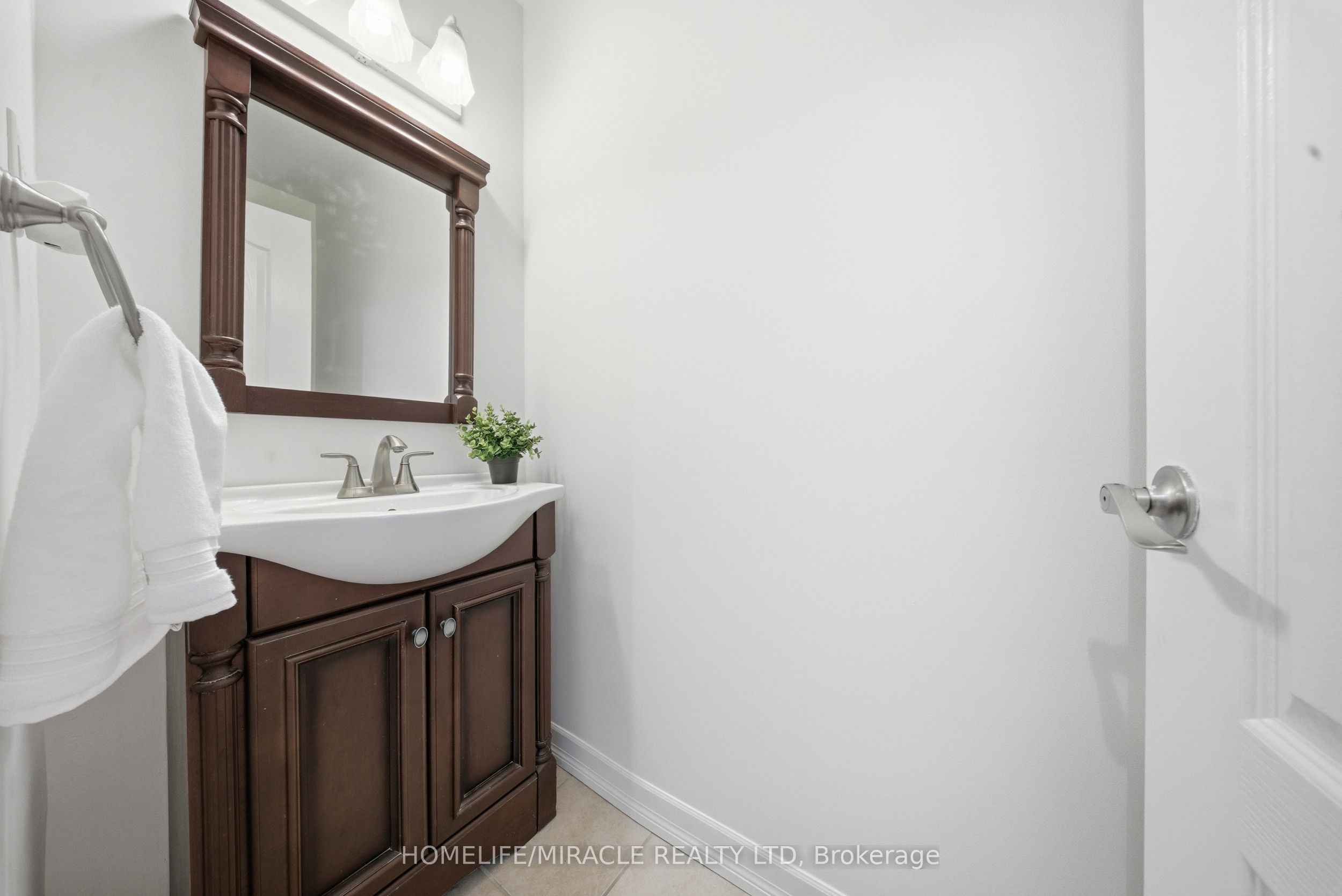 Additional image 6 of 4343 Alta Court, Mississauga, ON, L4Z 1N6