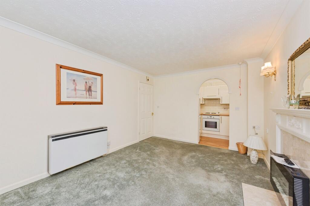 Midland Drive, Sutton Coldfield photo 4