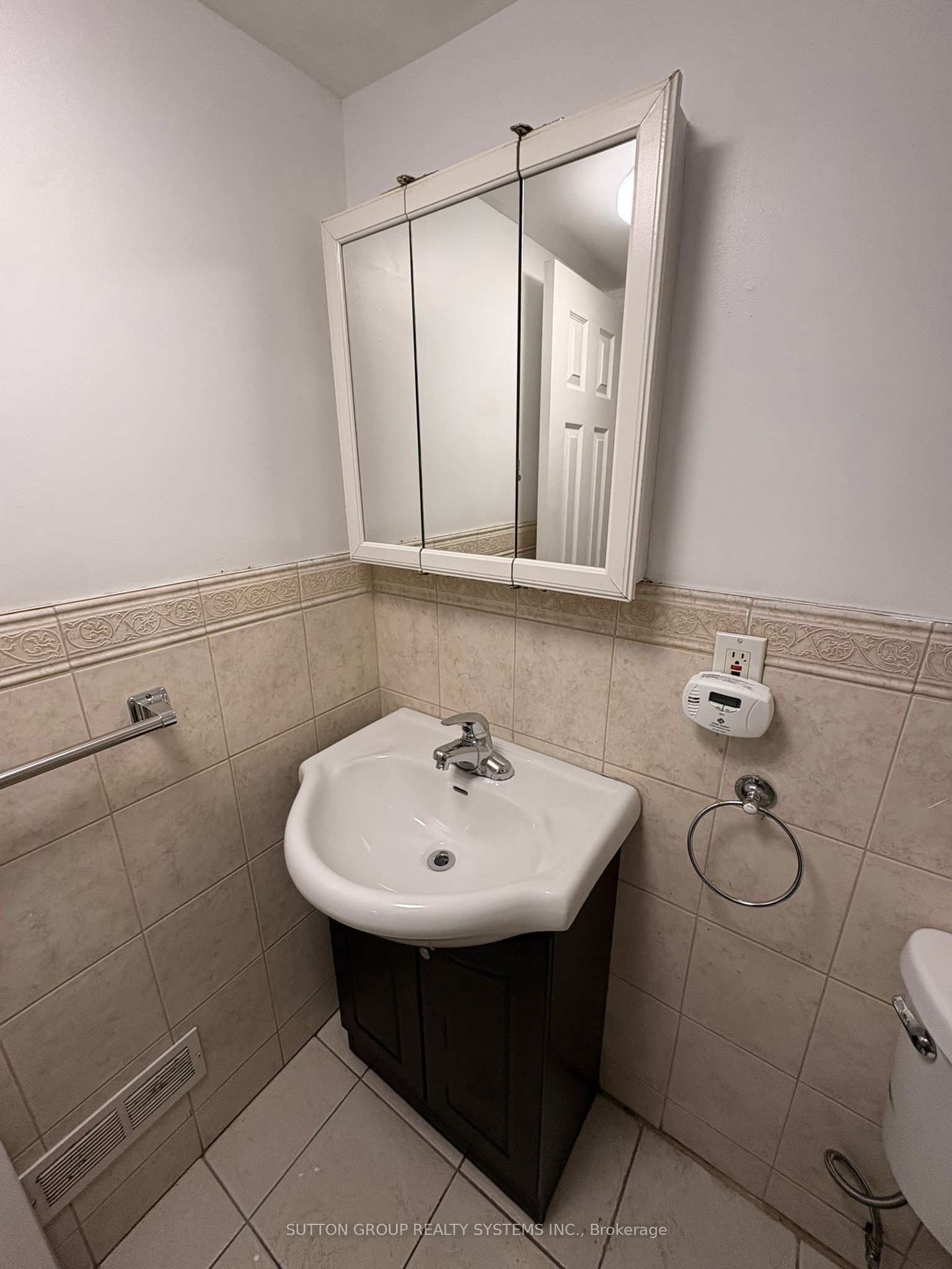 Additional image 3 of B2-83 Dawes (basement) Road, Toronto, ON, M4C 5B2
