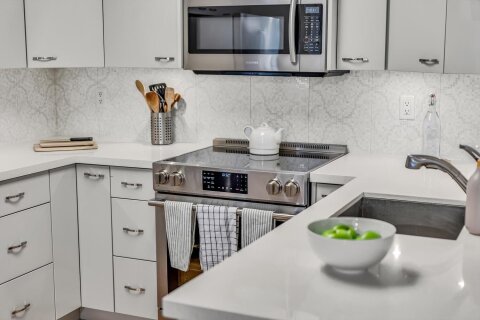 Additional image 9 of 302-3461 Curle Avenue, Burnaby, BC, V5G 4P4