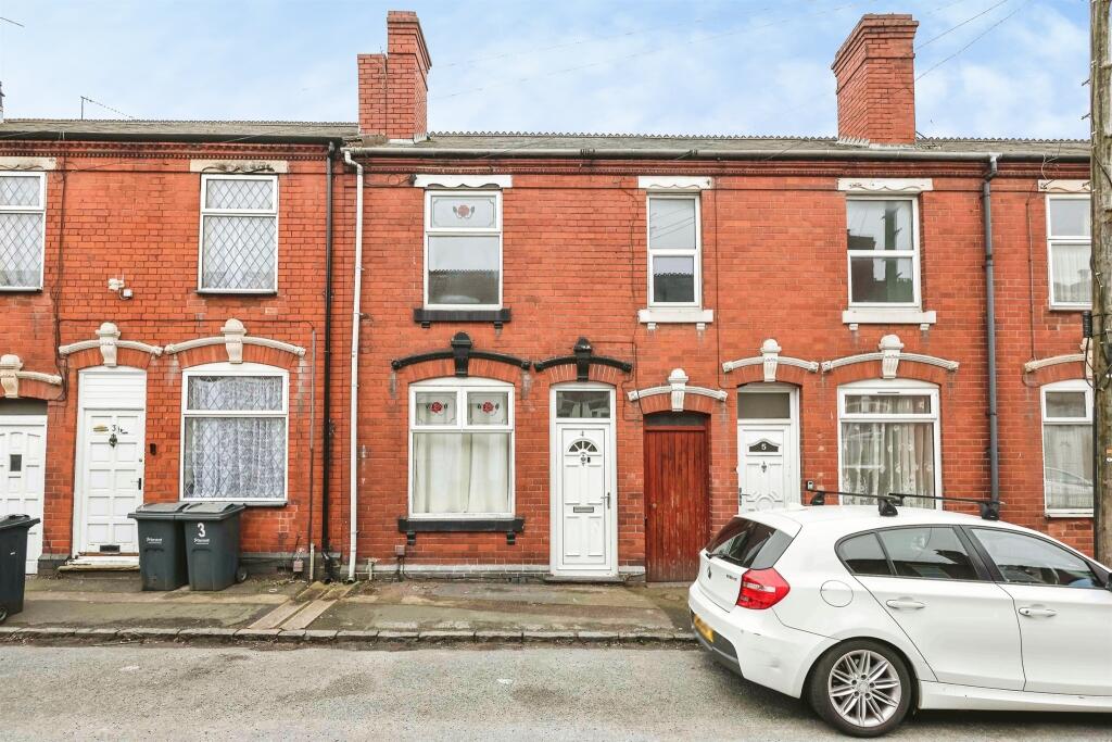 Bearmore Road, CRADLEY HEATH