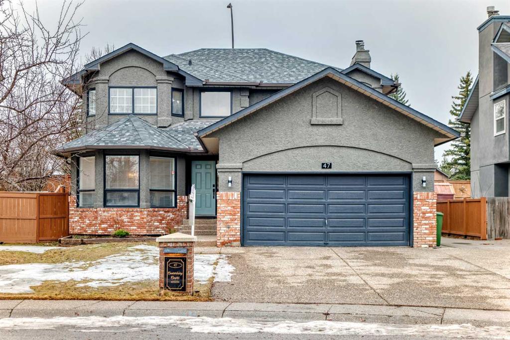 47 Canterbury Court SW, Calgary, AB, T2W 6C2