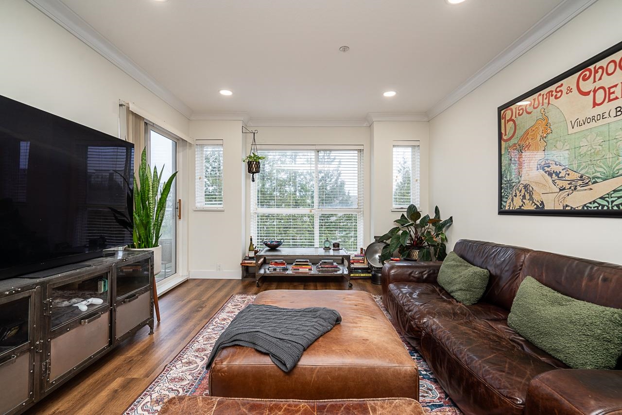 Additional image 3 of 307-5499 203 Street, Langley, BC, V3A 1W1