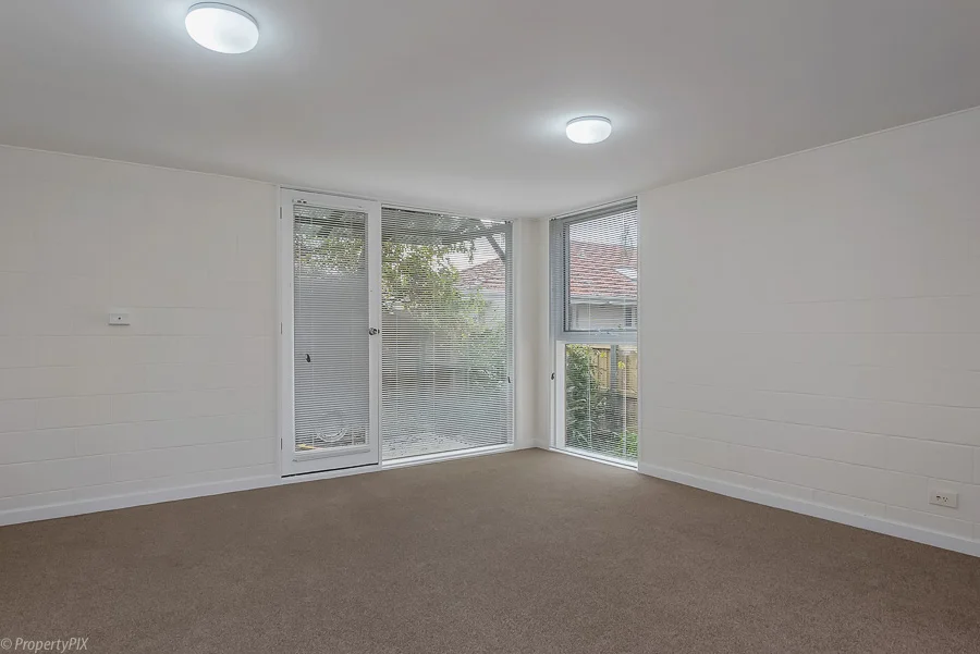 Additional image 8 of 1/674 Sandy Bay Road, Sandy Bay TAS 7005