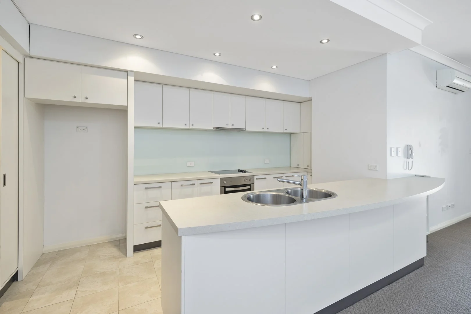 28/6 Keane Street, Midland WA 6056