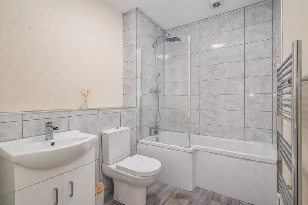 Additional image 10 of Flats 1-4 Brook Court, Brook Avenue, Wilnecote, Tamworth, B77 5GY