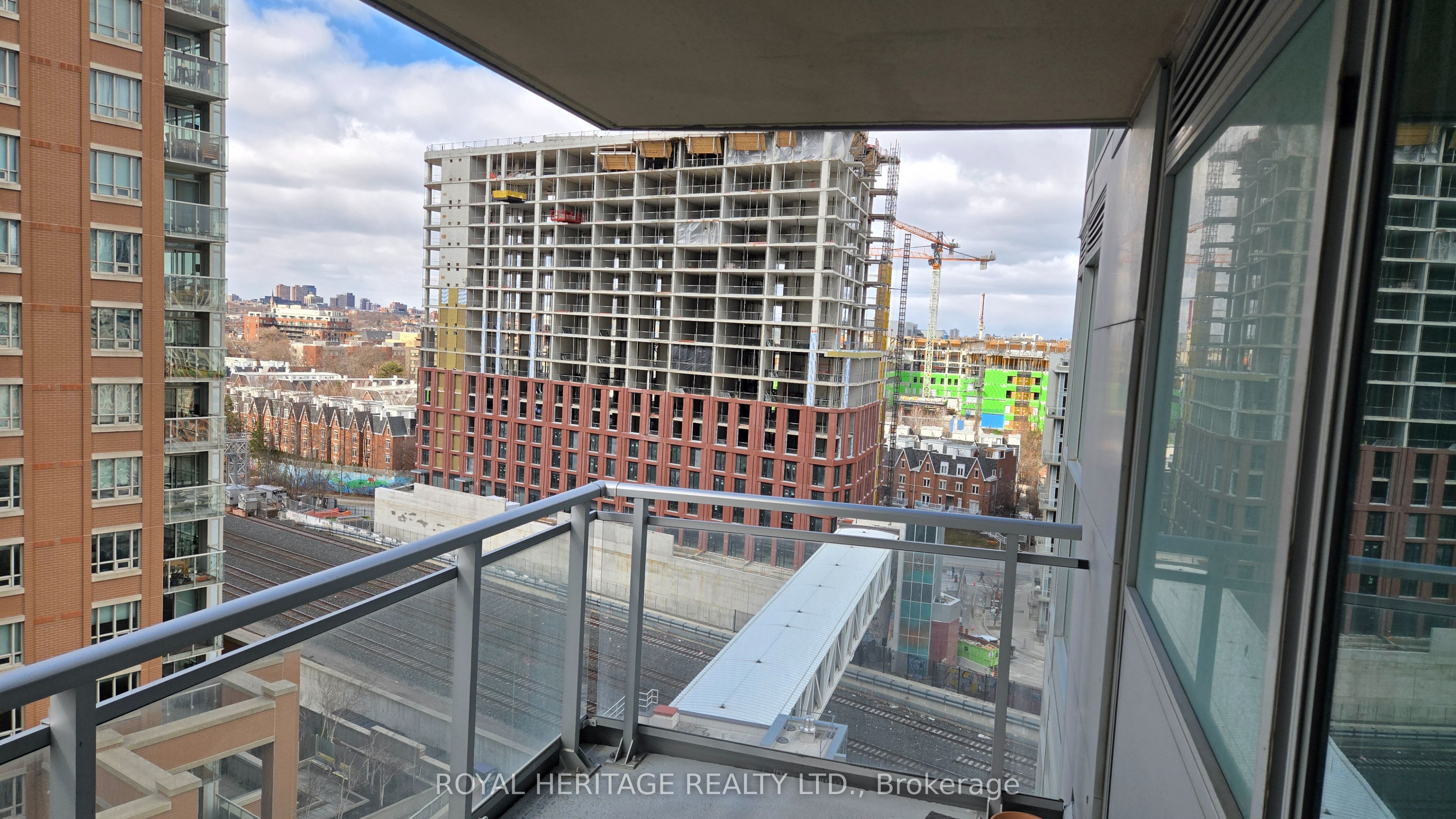 1007-100 Western Battery Road, Toronto, ON, M6K 3S2