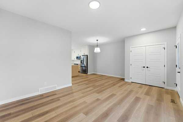 Additional image 6 of 2161 Bayview Drive SW, Airdrie, AB, T4B 5N3