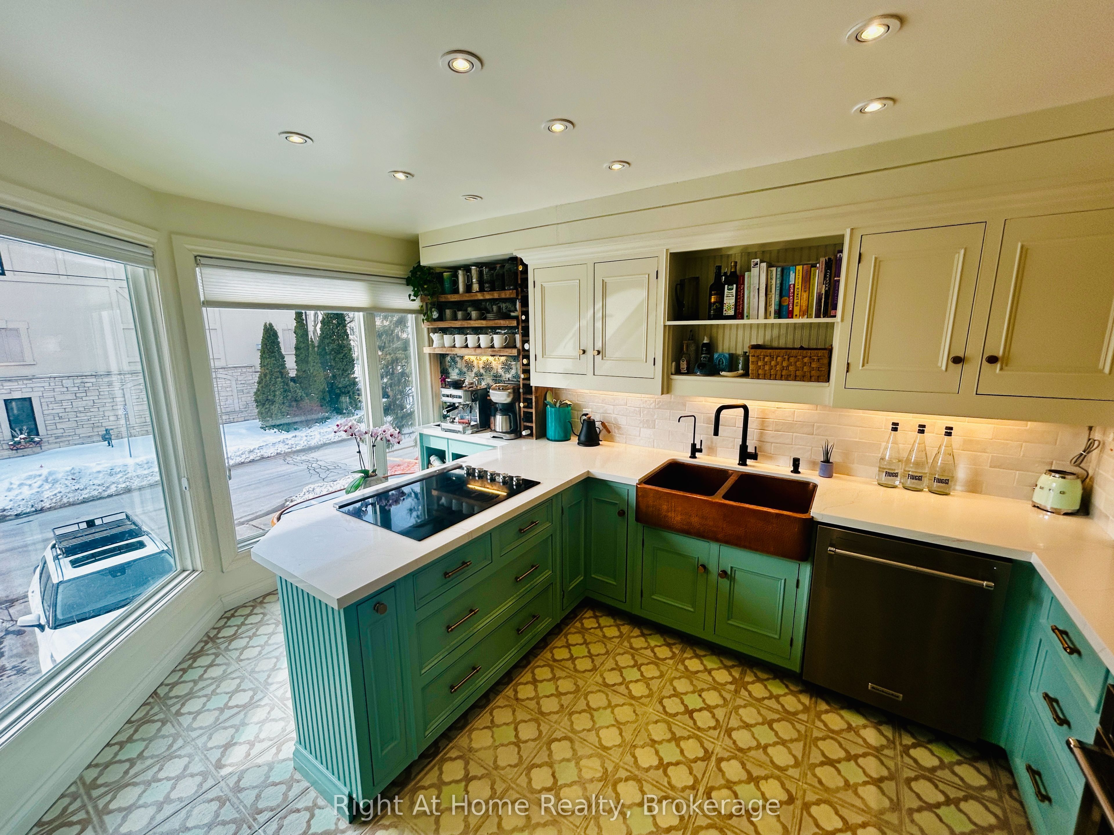Additional image 5 of 109 Brant Street, Oakville, ON, L6K 2Z7