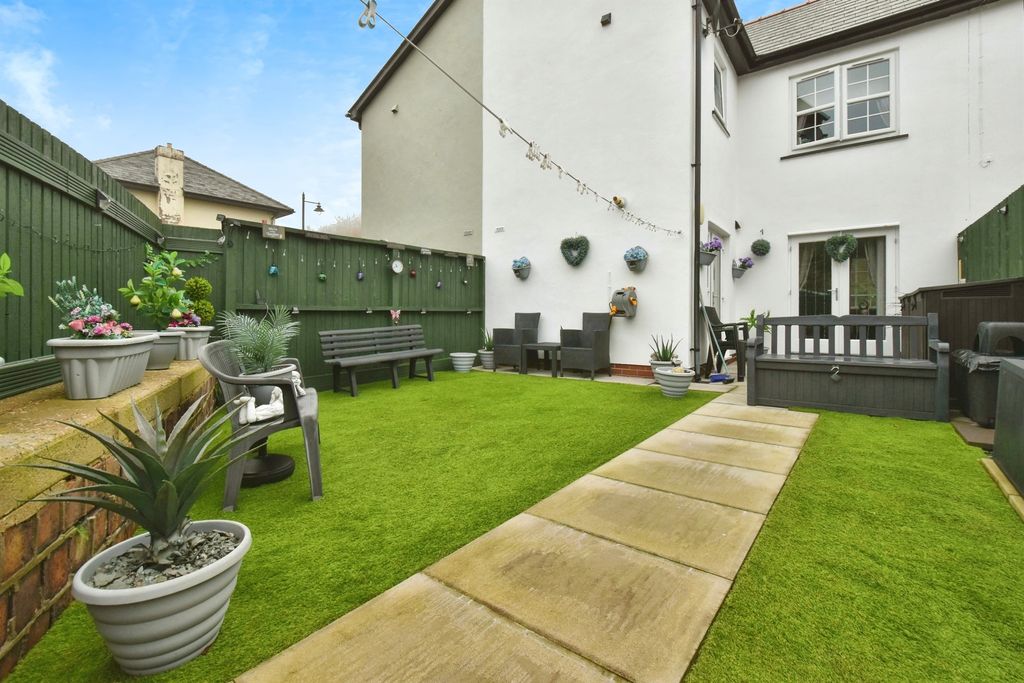 2 bed terraced house for saleThe Terrace, Rhymney, Tredegar NP22