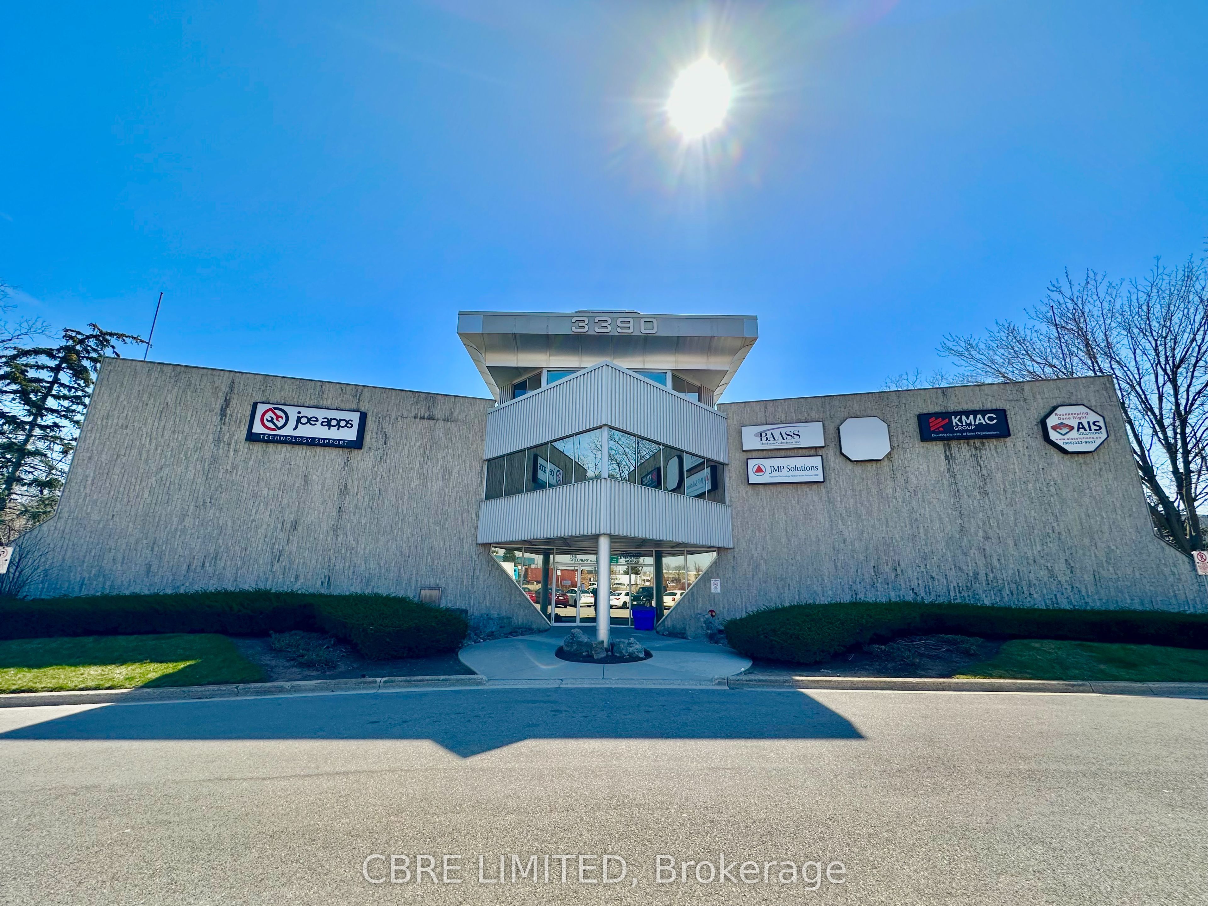 PH 1&2-3390 South Service Road, Burlington, ON, L7N 3J5