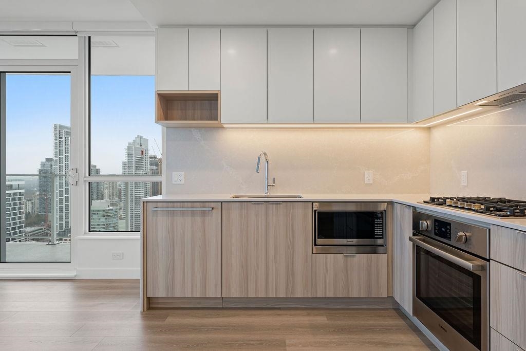 Additional image 3 of 3304-6087 Wilson Ave Avenue, Burnaby, BC, V5H 0M1