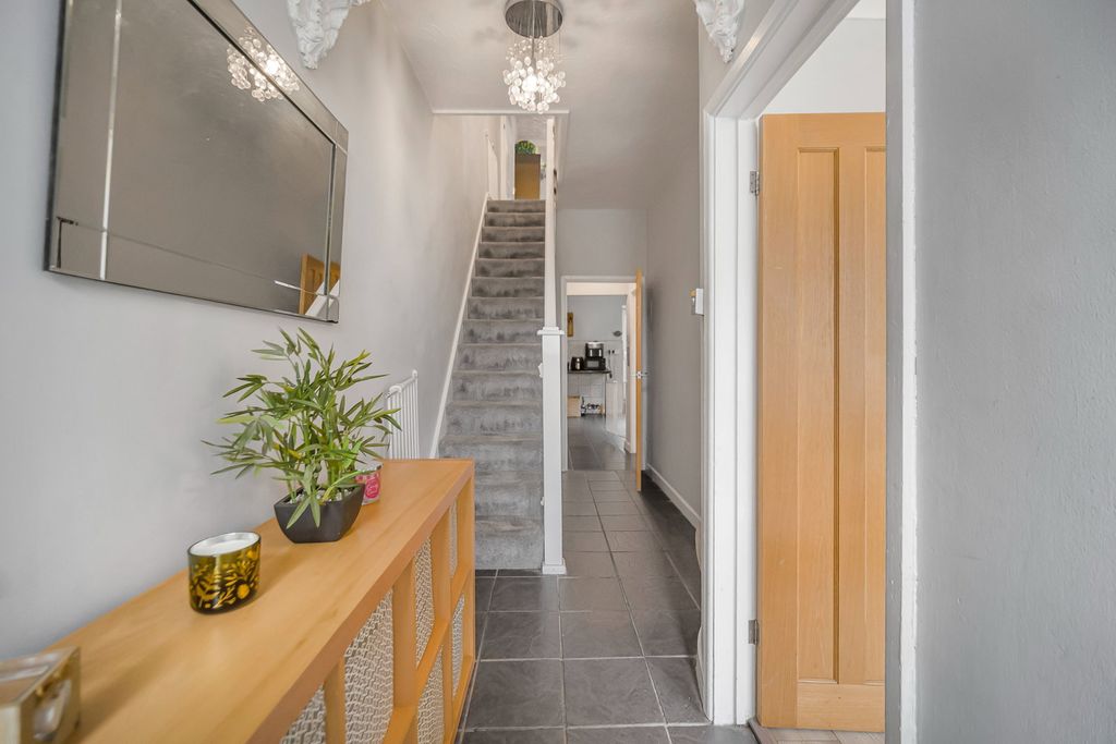 Additional image 2 of 3 bed end terrace house for saleThomas Street, Abertridwr, Caerphilly CF83