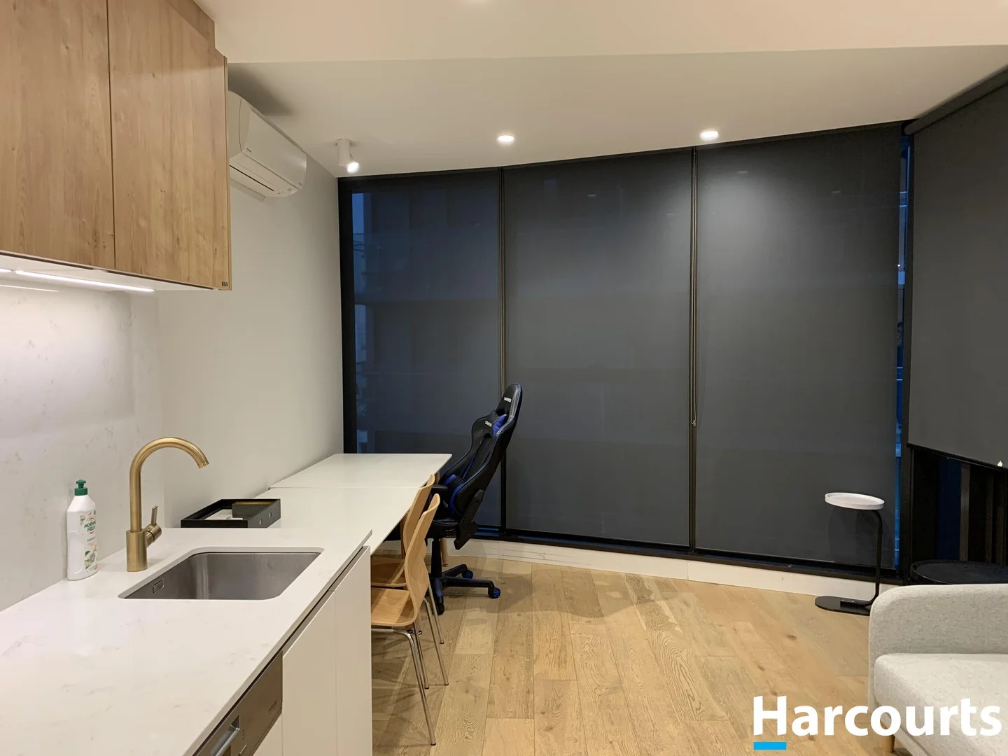 Additional image 2 of 1412/23 MacKenzie Street, Melbourne VIC 3000