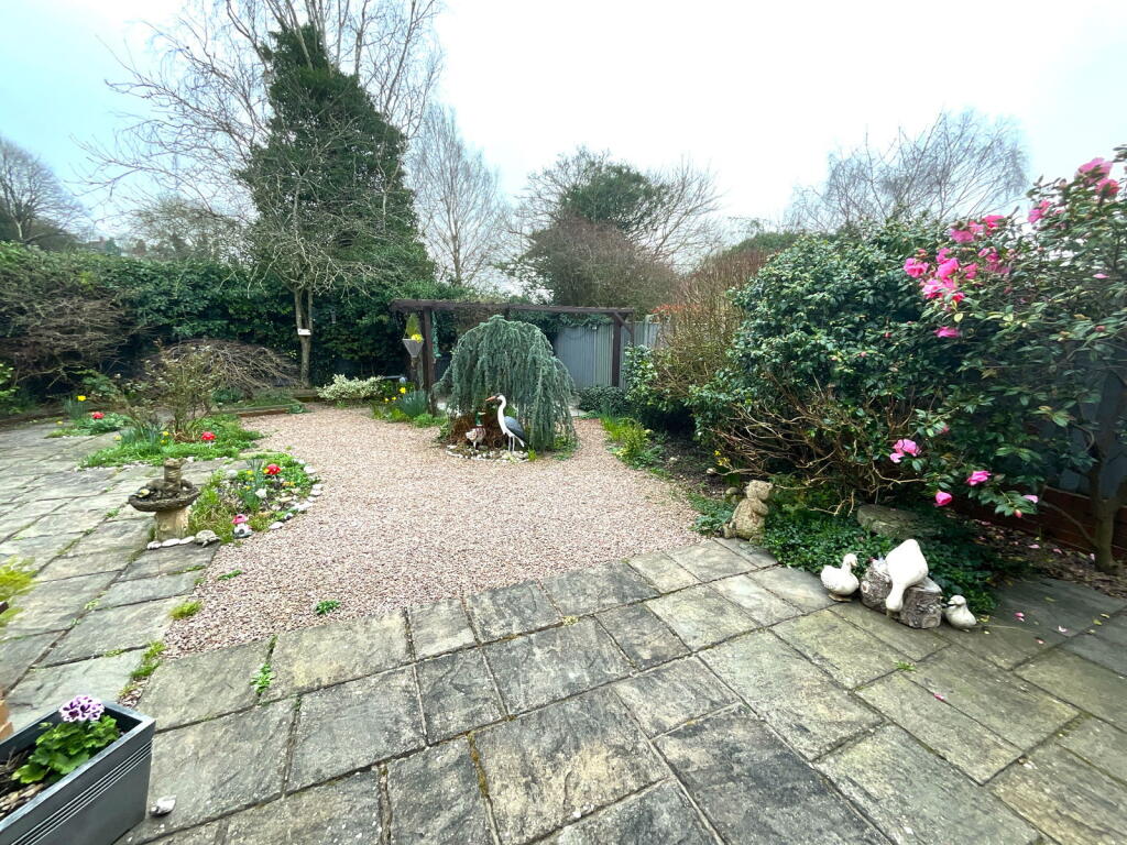 Additional image 14 of CRADLEY HEATH, Higgs Field Crescent