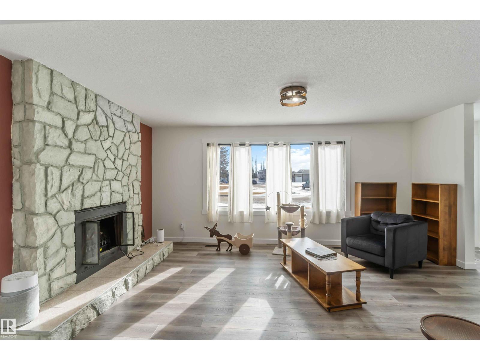 104 Oak Drive, Wetaskiwin, AB, T9A2E7 photo 4