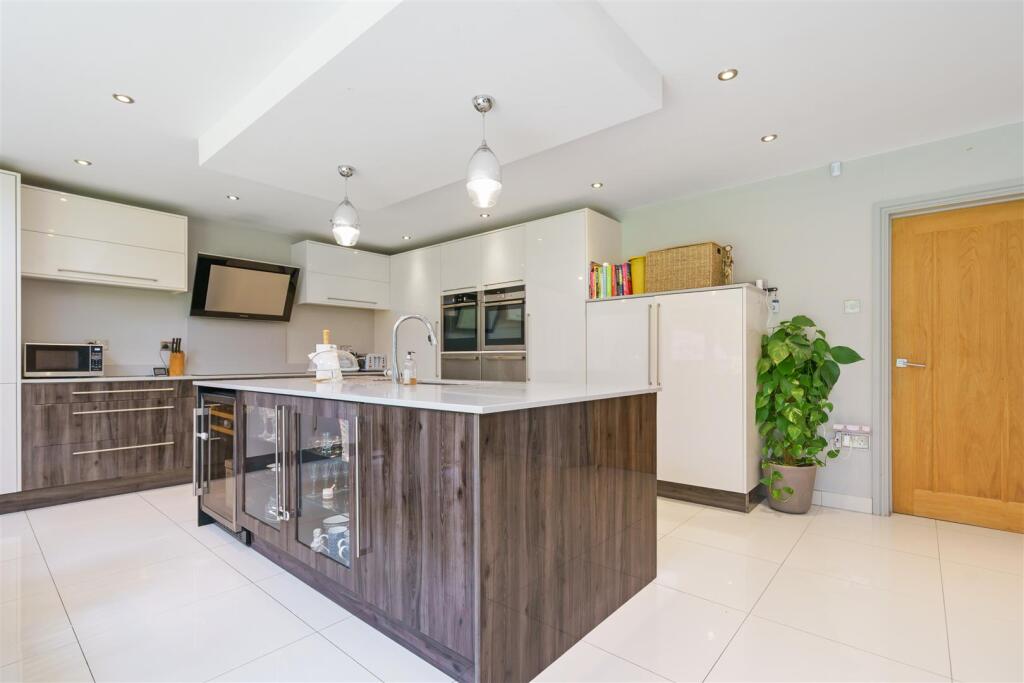 Additional image 3 of Oakley Wood Drive, Solihull