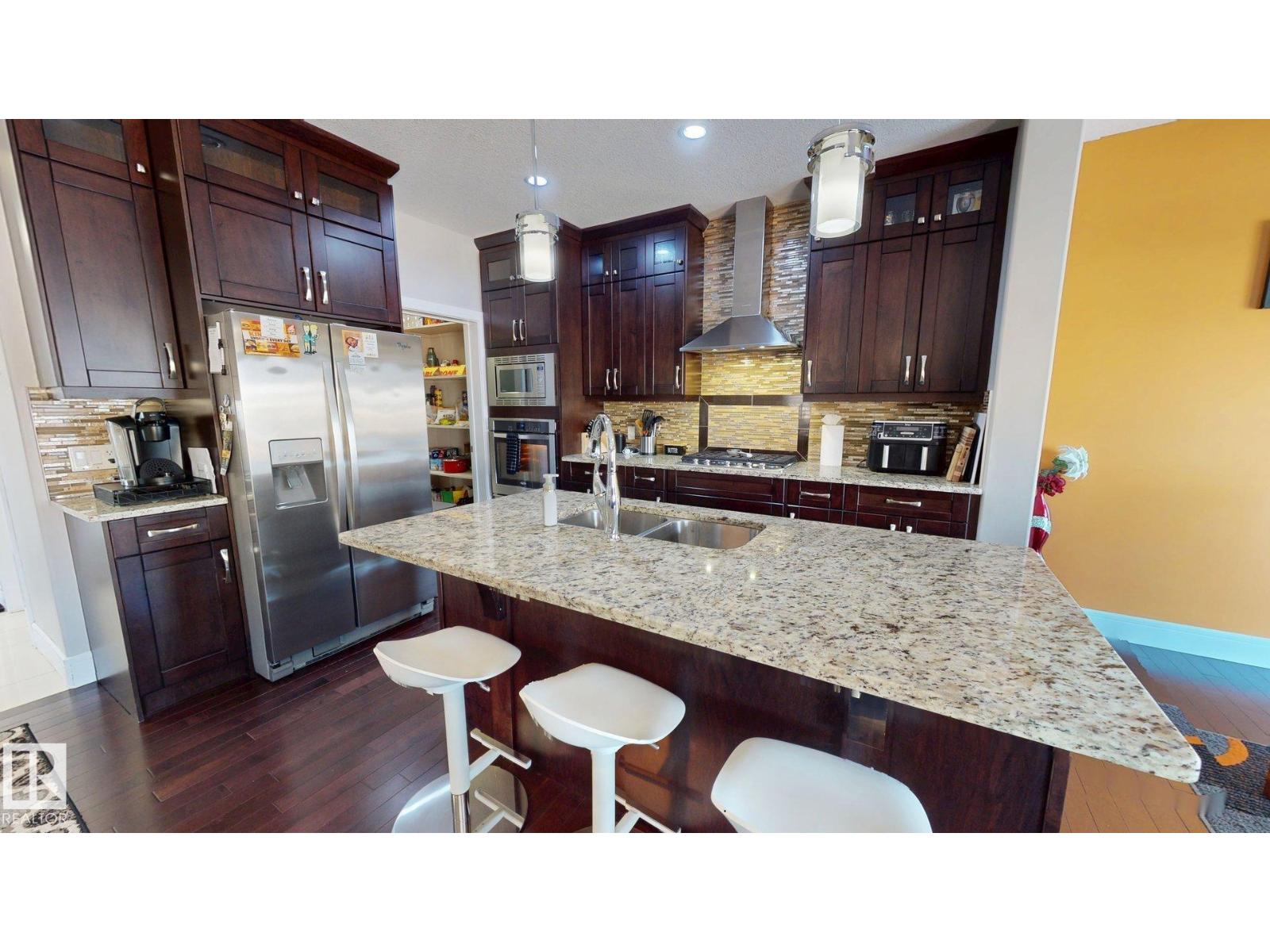 Additional image 3 of 3621 Claxton Place SW, Edmonton, AB, T6W2K8