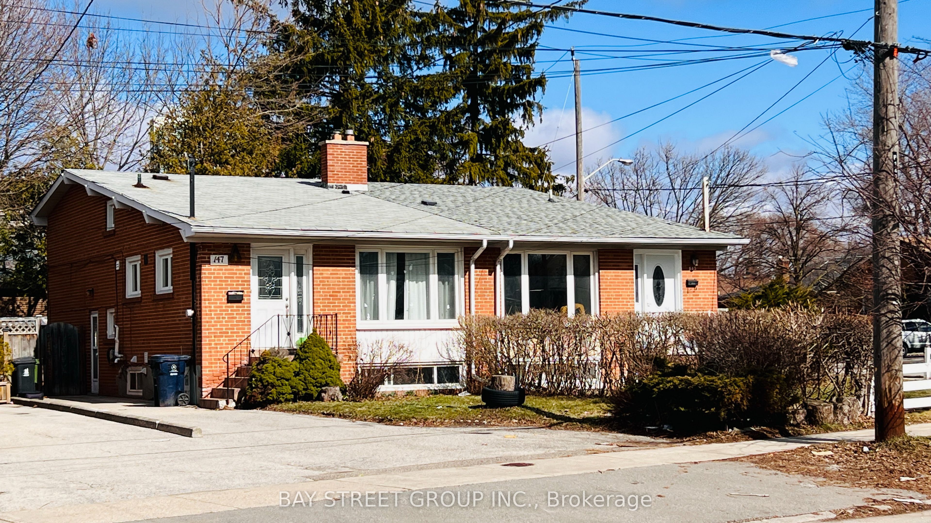 Main-147 Roywood Drive, Toronto, ON, M3A 2E3